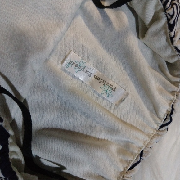 FASHION EXPRESS boho Aztec Indian print jumpsuit - Picture 3 of 3